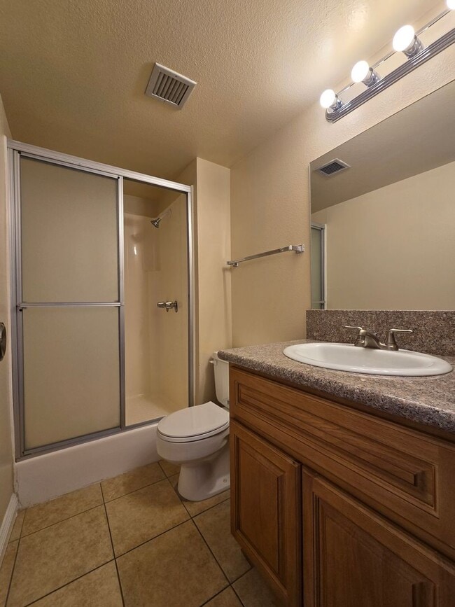 Building Photo - 2 Bedroom Condo at the Wimbledon Tennis Club Community