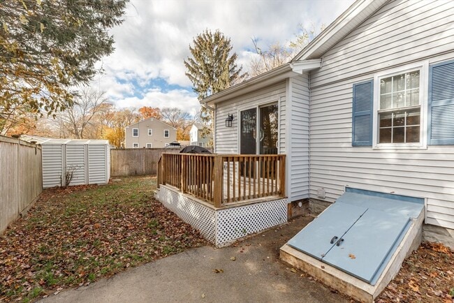 Building Photo - 36 Kulig St