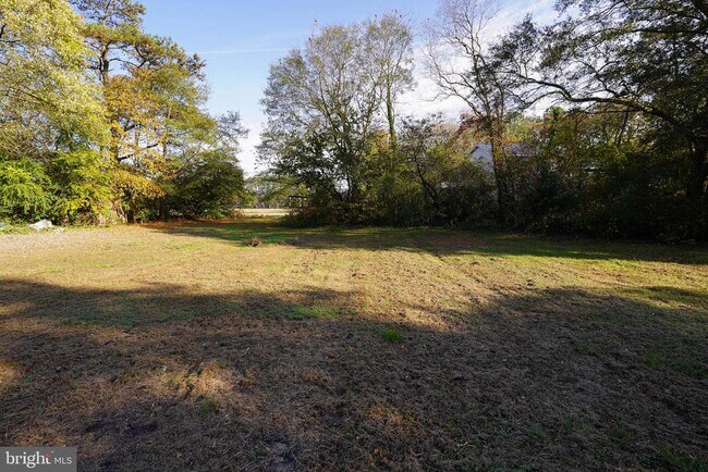 Building Photo - 5629 Rip Wil Dr