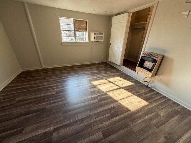 Building Photo - 2115 Princeton Ave