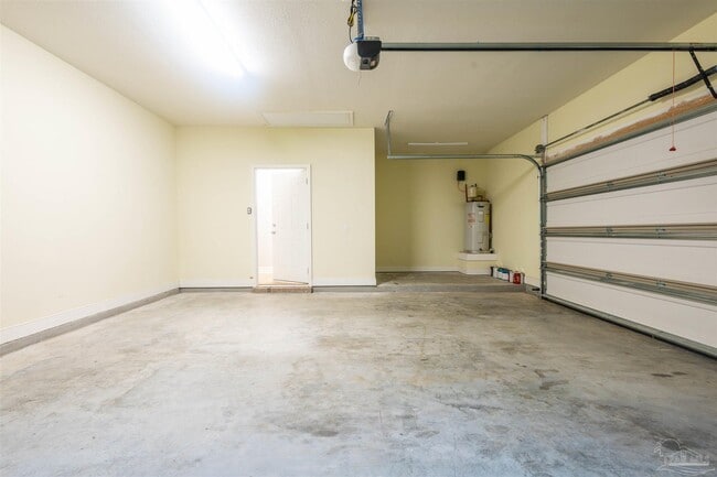 Building Photo - 3934 Fielding Ct