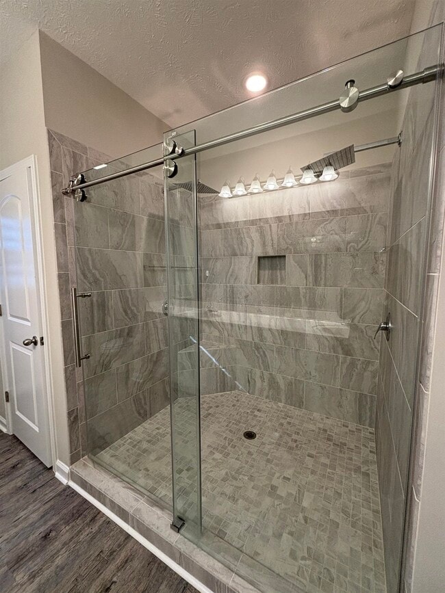 Building Photo - 227 Leste Rd