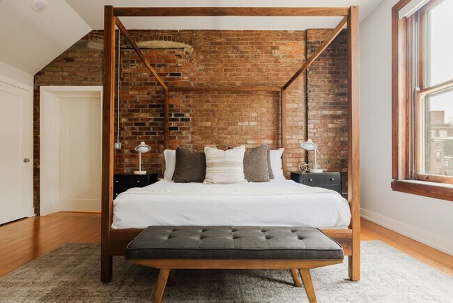 Building Photo - 1201 Jackson St