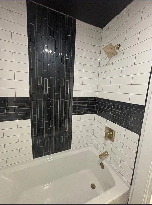 Building Photo - 505 Arnold Ave