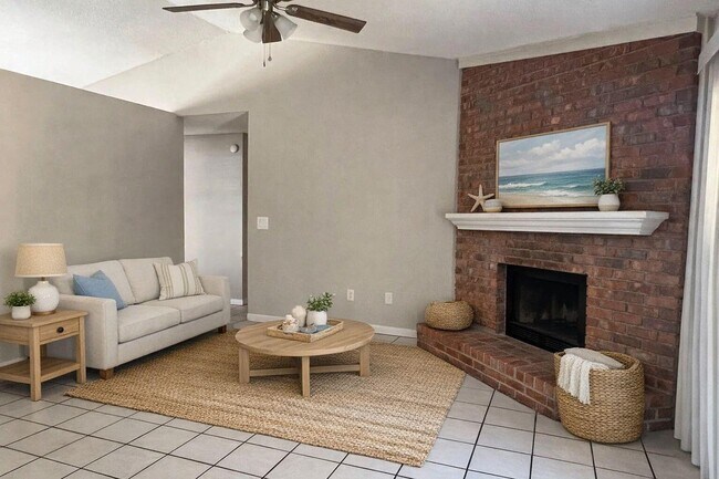 Building Photo - 7610 Manatee St