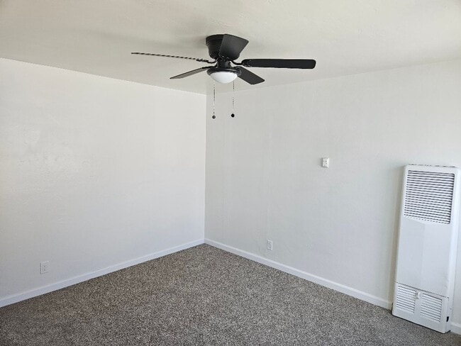 Building Photo - 3 Bedroom - 1 Bathroom in San Diego