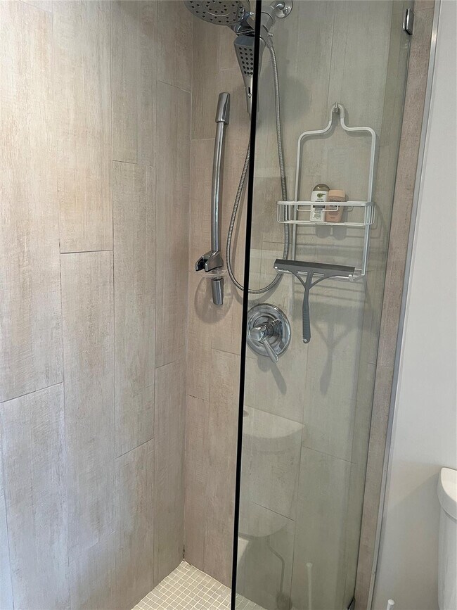 Building Photo - 1481 S Ocean Blvd