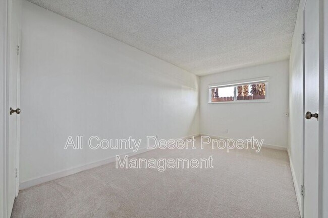 Building Photo - 44868 Santa Anita Ave