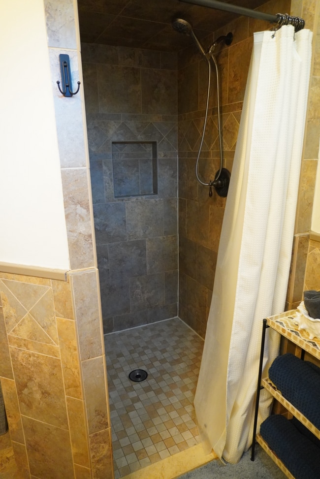 Building Photo - 2120 Reynolds St