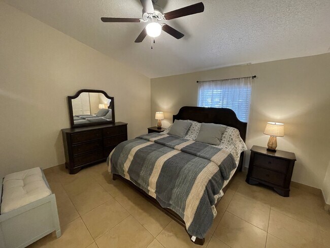 Building Photo - Seaport Village Available November 1st 2026 for a 7-12 month lease