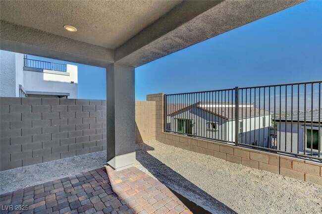 Building Photo - 1498 Marsh Bird St