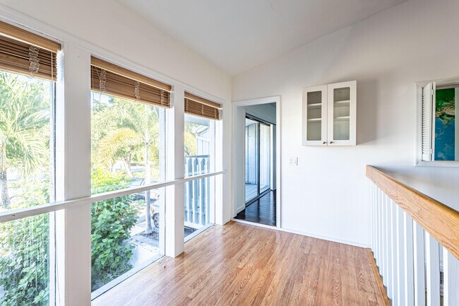 Building Photo - 2936 Florida Blvd