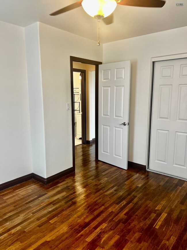 Building Photo - Hidden Gem with Views! 2 bedroom, 1 bathroom