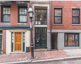 Building Photo - 16 S Russell St