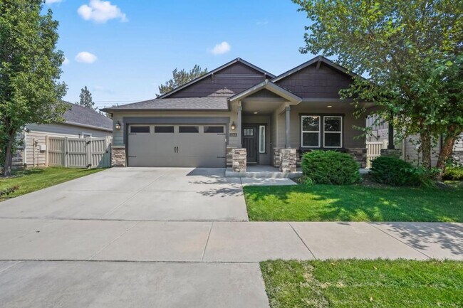 Primary Photo - 1284 N Heath Ave