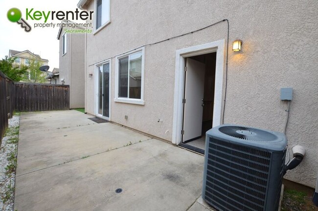 Building Photo - 3157 Lea Sterling Way