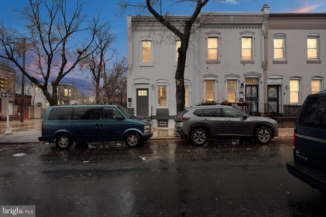 Building Photo - 2302 N 18th St