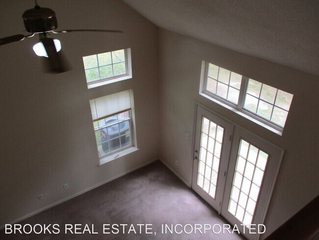 Building Photo - 3 br, 2.5 bath House - 1301 Bridge Crossing