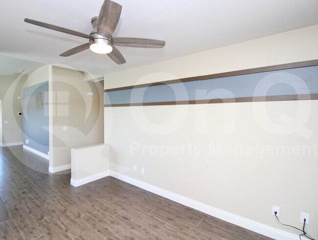 Building Photo - 25835 W Whyman St