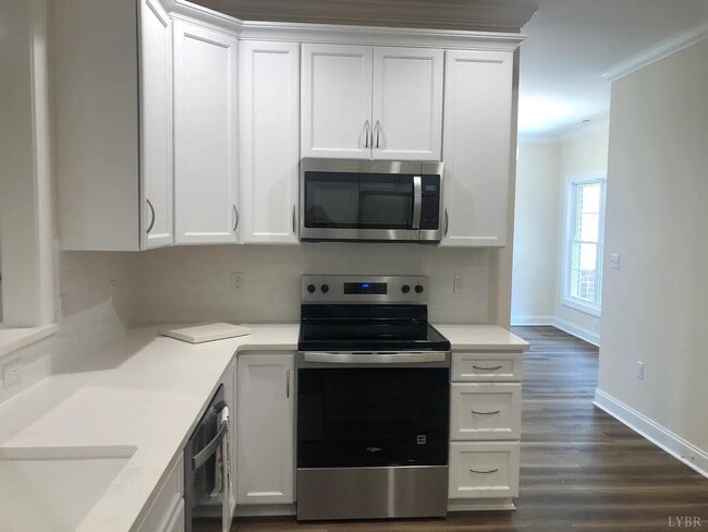 Building Photo - 175 Villa Oak Cir