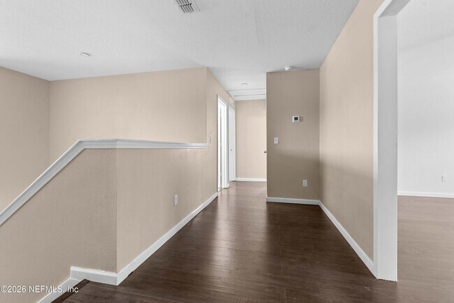 Building Photo - 8704 Lake George Cir W