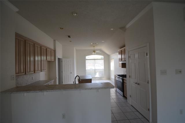 Building Photo - 10709 Whitestone Ranch Rd