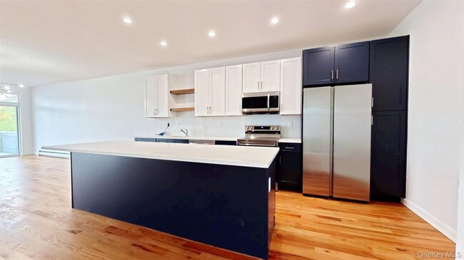 Building Photo - 262 Tamerisk Ln