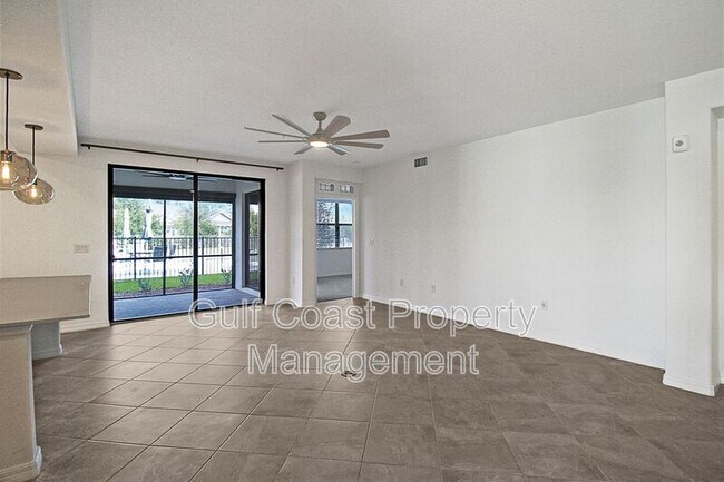 Building Photo - 5703 N Honore Ave