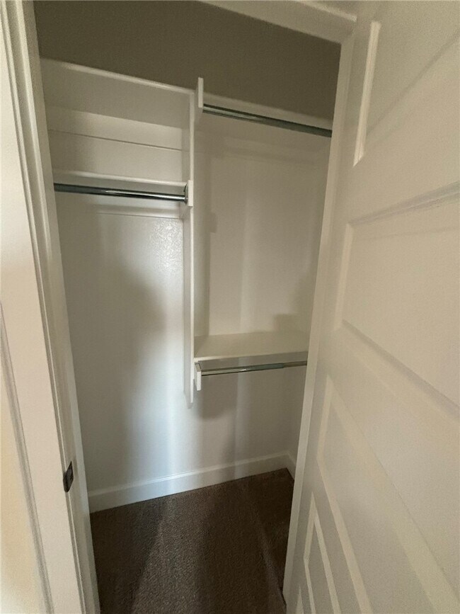 Building Photo - 2604 Bluster Dr