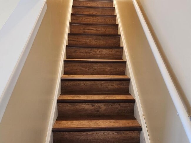 Building Photo - 1204 Topp Creek Dr