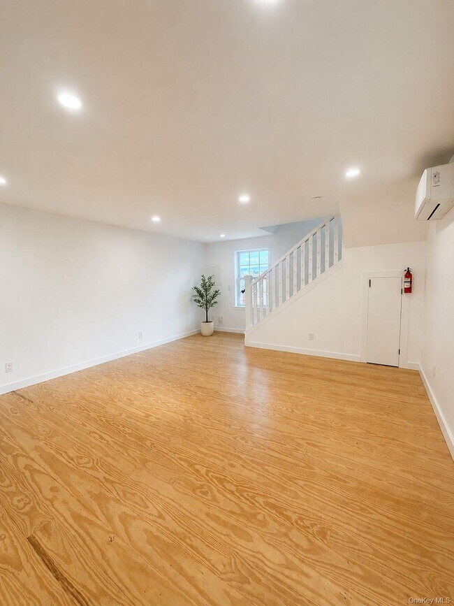 Building Photo - 5728 US-209