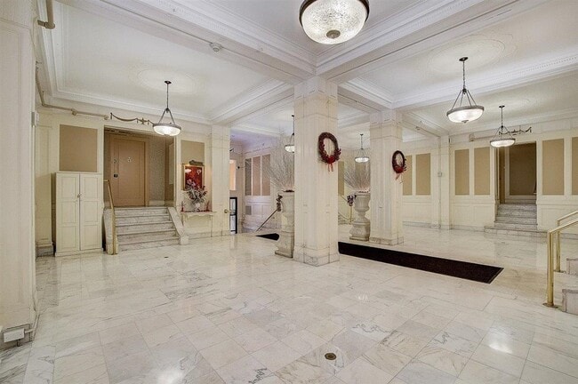 Building Photo - 2600 John F. Kennedy Blvd