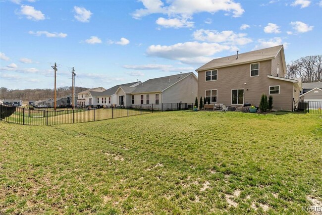 Building Photo - 757 Fox Creek Dr