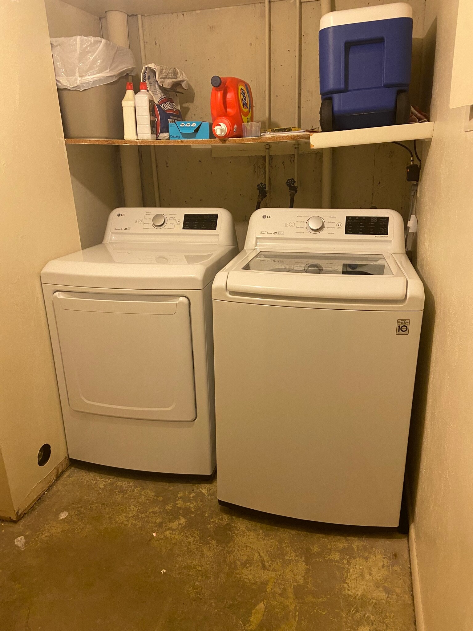 Building Photo - 1050 S Monaco Pky