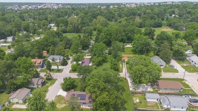 Building Photo - 1203 S Fess Ave