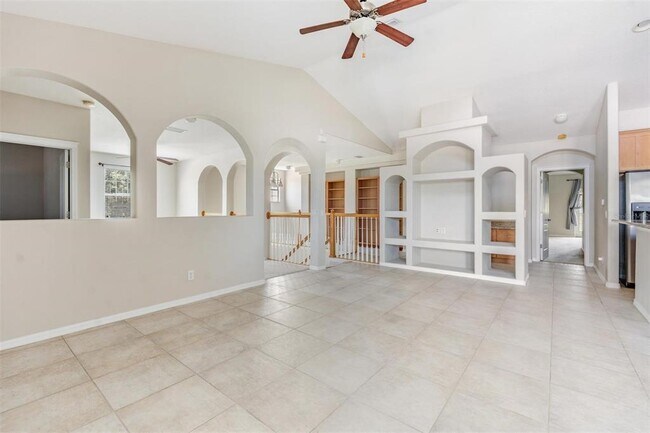 Building Photo - 6008 Fishhawk Crossing Blvd