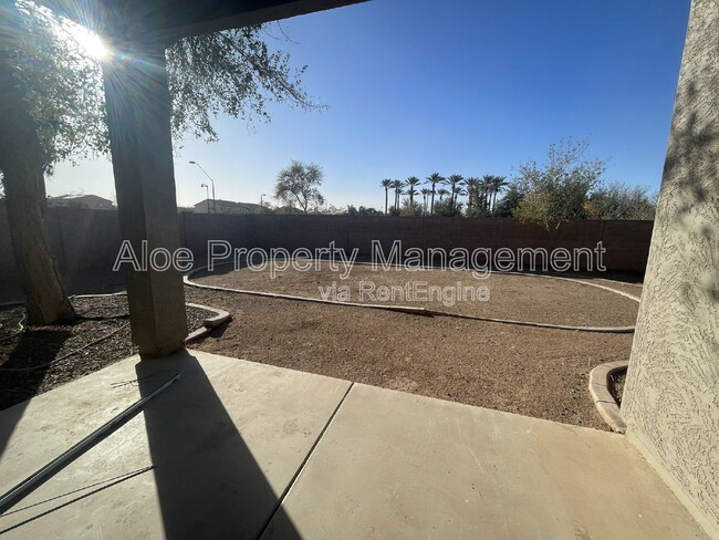 Building Photo - 22148 Greenland Park Dr