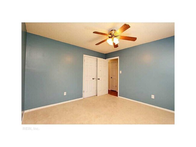 Building Photo - 2220 Cinnabar Ct
