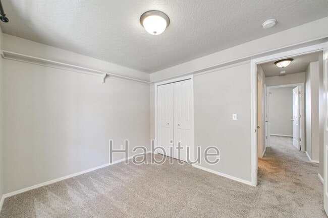 Building Photo - 13350 W Fringetree St