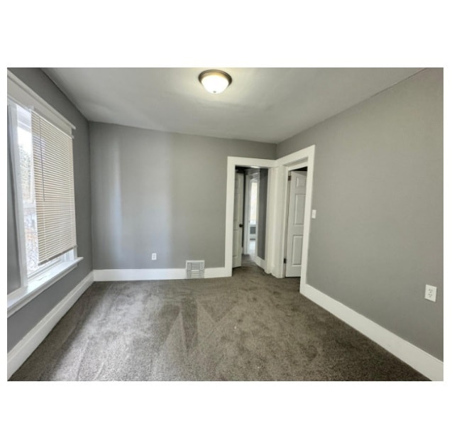 Building Photo - 3027 Northwestern St