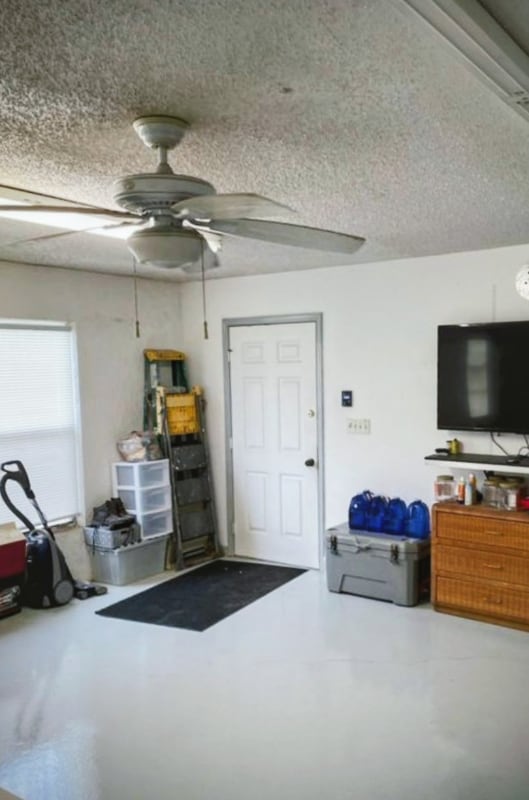 Building Photo - 7639 Wells Ct