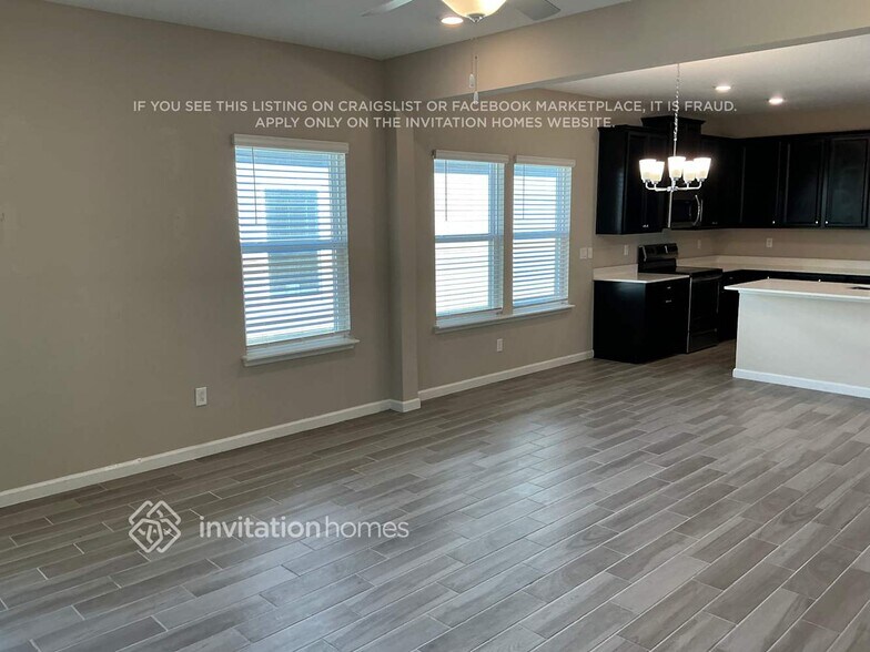 Building Photo - 9440 Lovage Ln