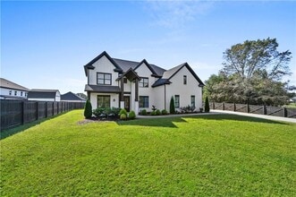 Building Photo - 3488 Hamilton Mill Rd