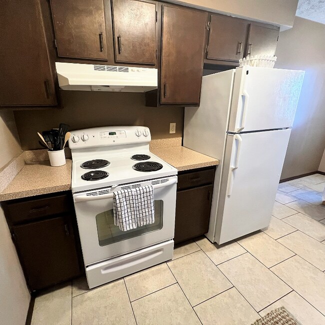 Building Photo - 1800 Knox St