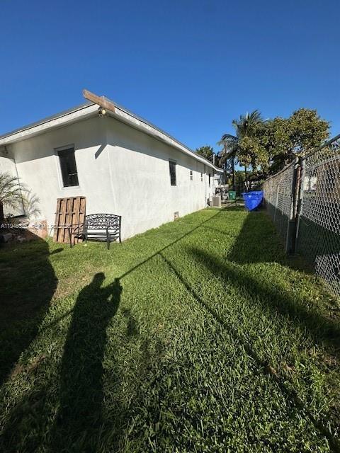 Building Photo - 113 NE 75th St