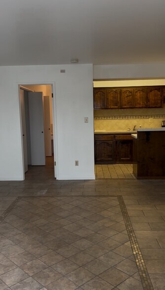 Building Photo - 14228 Tiara St