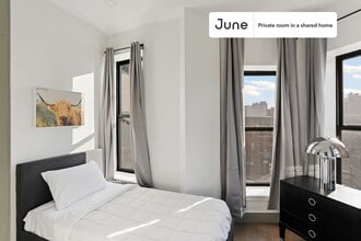 Building Photo - Room in Shared 3 bed/1 bath home