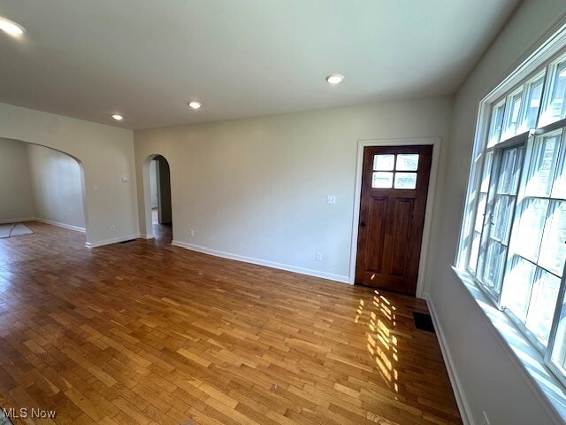 Building Photo - 1119 Abbey Pl