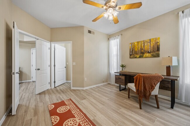 Building Photo - 6900 E Princess Dr