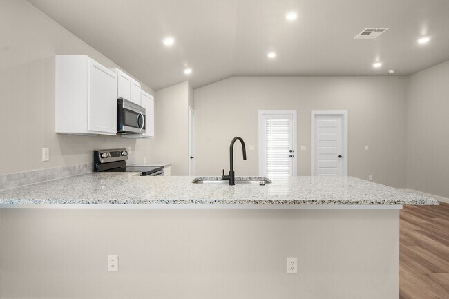 Building Photo - Bell Farms Home Available August